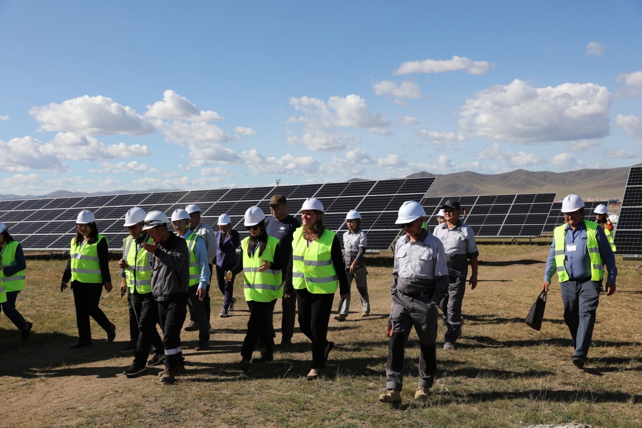 Нарны эрчим хүчний хэрэглээг нэмэгдүүлэхэд Азийн хөгжлийн банк дэмжлэг үзүүлнэ