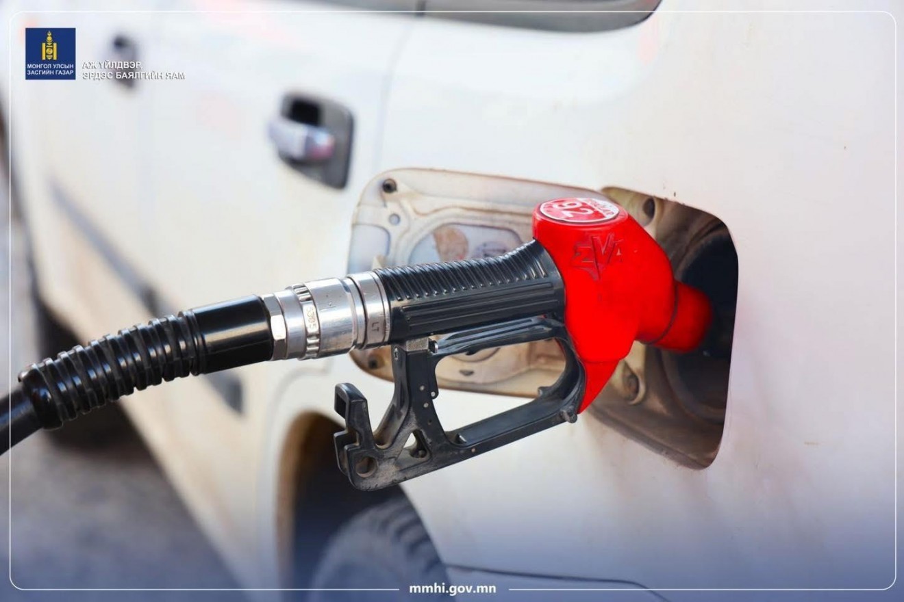 АҮЭБЯ: Хилээр нийт 23679 тонн АИ-92 автобензин орж ирээд байна