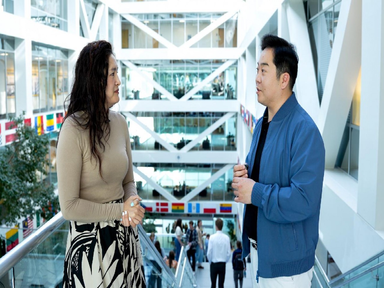 АНУ-тай их, дээд сургуулиудад 200 оюутан сургах талаар санал солилцов