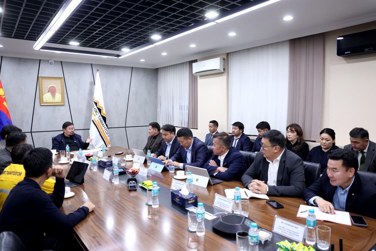  Ерөнхий сайд Г.Занданшатар  “Эрдэнэс Тавантолгой” ХК-д ажиллалаа