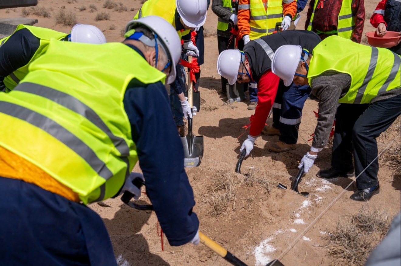 Ханбогд суманд мах бэлтгэх үйлдвэрийн шав тавилаа