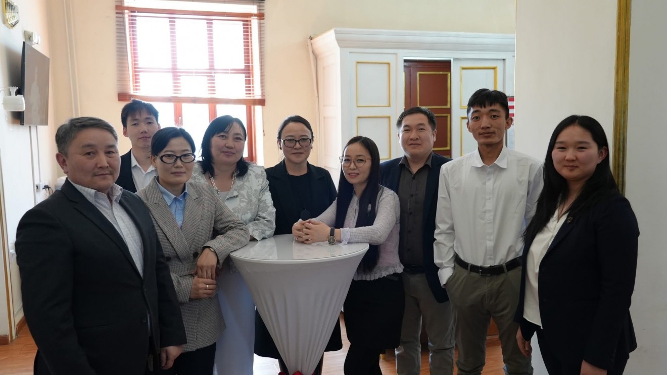 Газрын тосны үйлдвэрт ажиллах нарийн мэргэжлийн инженерүүдийг БНЭУ-д бэлтгэж байна