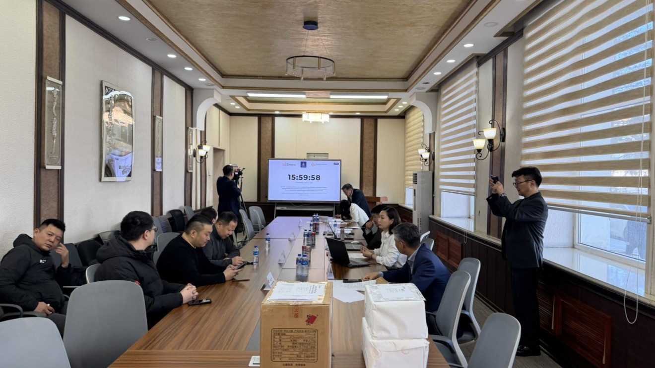 Зэсийн баяжмал хайлуулах, боловсруулах үйлдвэр төслийн  сонгон шалгаруулалтын материалыг хүлээн авлаа 