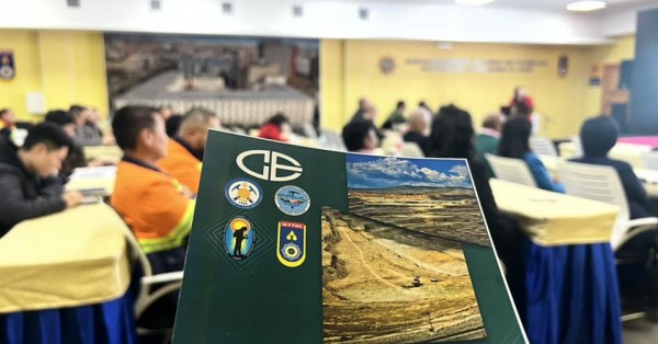 “Эрдэнэтийн Овоо-60” үйлдвэрлэл-эрдэм шинжилгээний хурал үргэлжилж байна