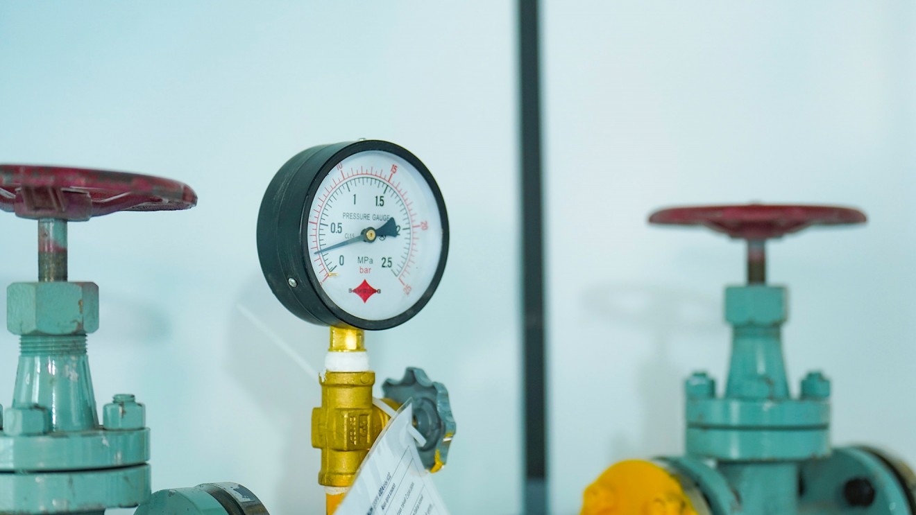 Нийслэлийн ерөнхий боловсролын 122 дугаар сургууль хийн халаагуурт шилжлээ