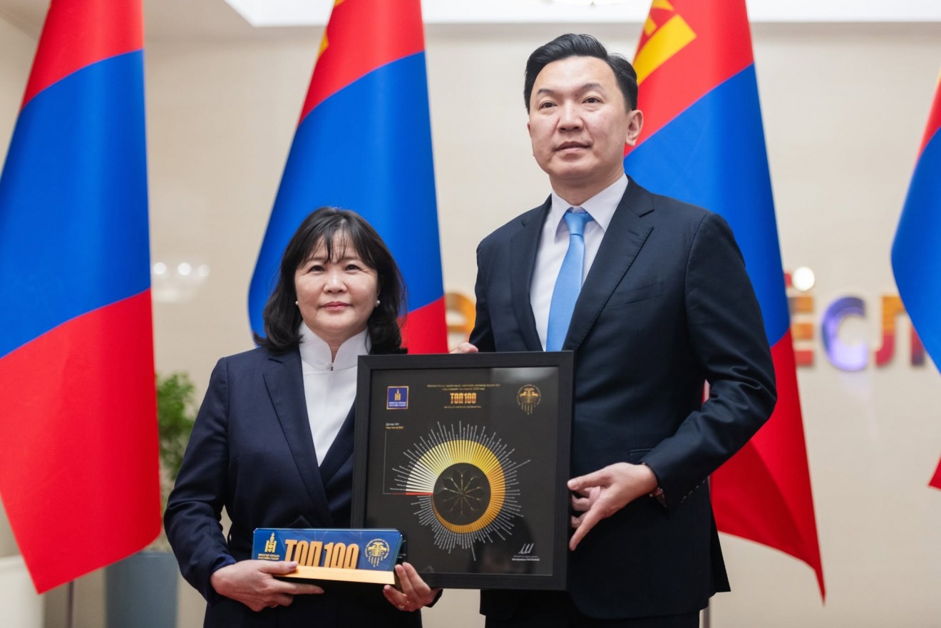 ТОП-100 аж ахуйн нэгжийг уул уурхайн компаниуд тэргүүллээ 
