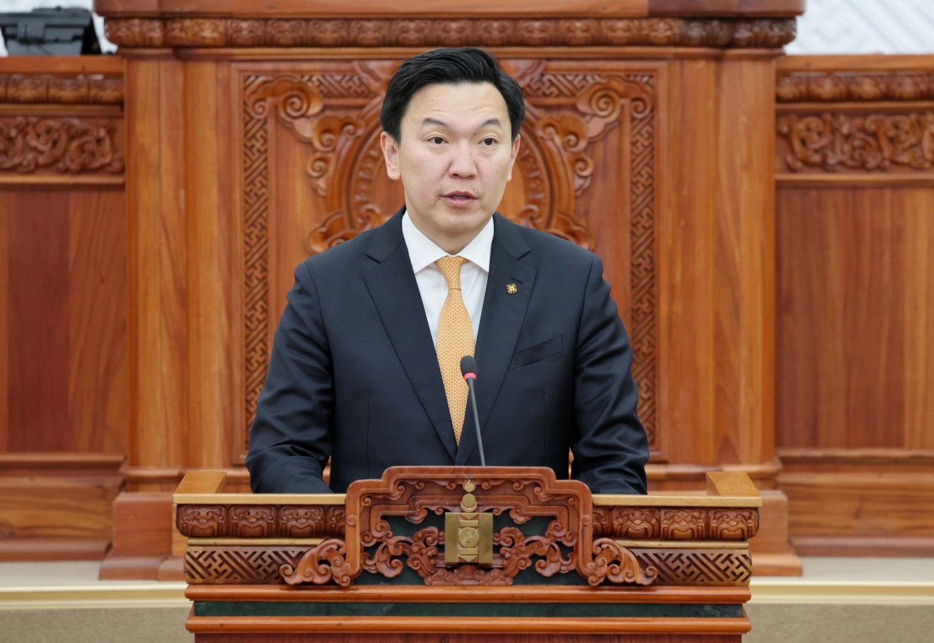 “Импортын барааны гаалийн албан татварын хувь хэмжээ батлах тухай” УИХ-ын тогтоолд өөрчлөлт оруулах тухай төслийг УИХ-д танилцуулав